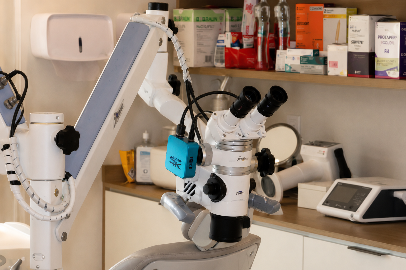 Endodontia Microscópica — Endodontia Facilitada